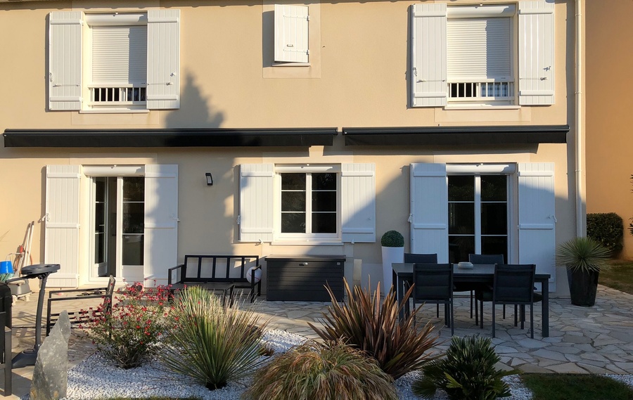 Volets battants classiques à Enghien les bains